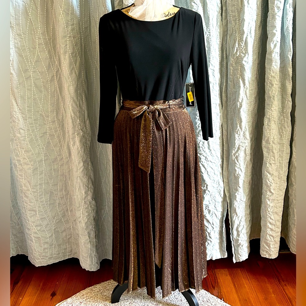 Jessica Howard Pleated Dress NWT